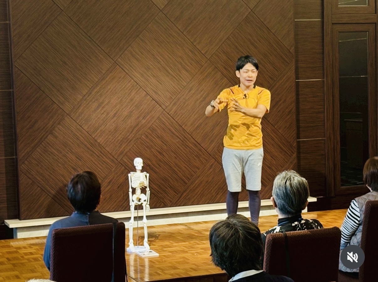 【吉祥寺ストレッチ】丹田とは？重心を丹田に置くメリット｜腰痛・肩こり・姿勢改善につながる理由